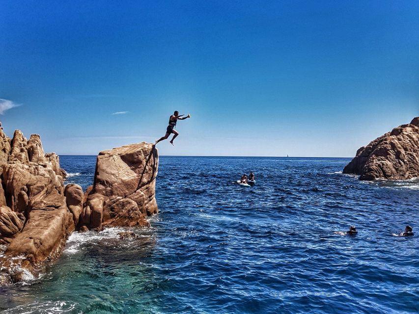 Barcelona: Costa Brava Hiking, Sea Kayaking & Lagoon Dipping - Meeting at Pl. de Catalunya and the Van Ride to the Coast
