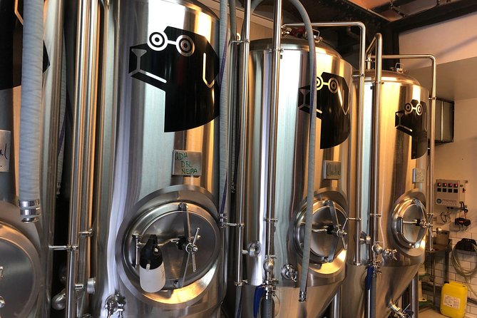 Barcelona Craft Beer Tour with a Brewery Tour and 3 Local Bars - Craft beer in Barcelona, done the social way