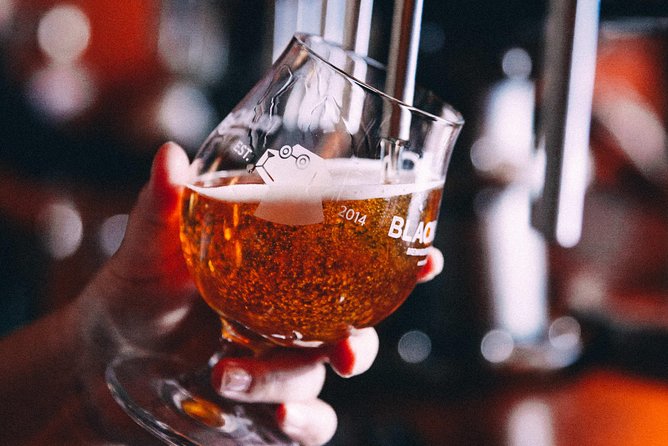 Barcelona Craft Beer Tour with a Brewery Tour and 3 Local Bars - BlackLab Brewhouse & Kitchen: the head brewer tour that turns tastings into insight