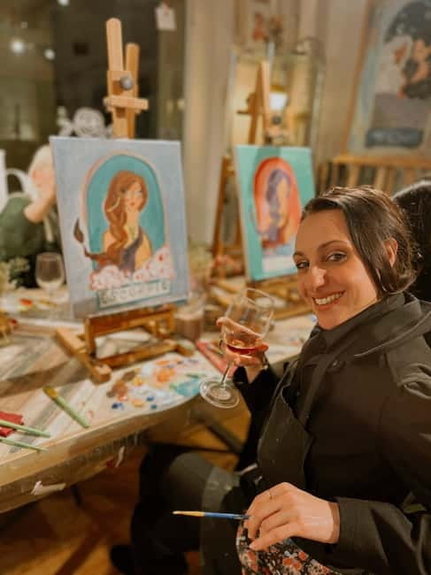 Barcelona: Create your own souvenir! Wine, Paint and Music! - Getting to Frida Estudio in Gràcia, and Why the Location Matters
