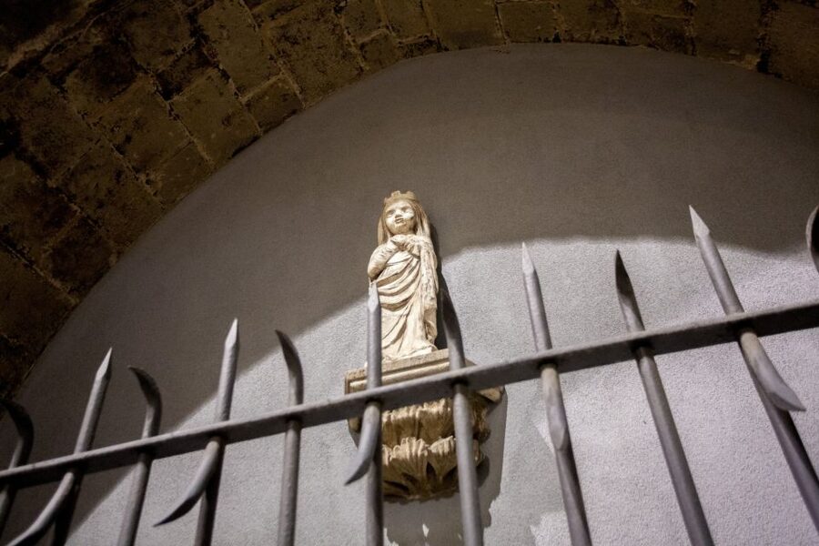 Barcelona: Dark History Night Walking Tour - Who This Tour Fits Best, and Who Should Skip It