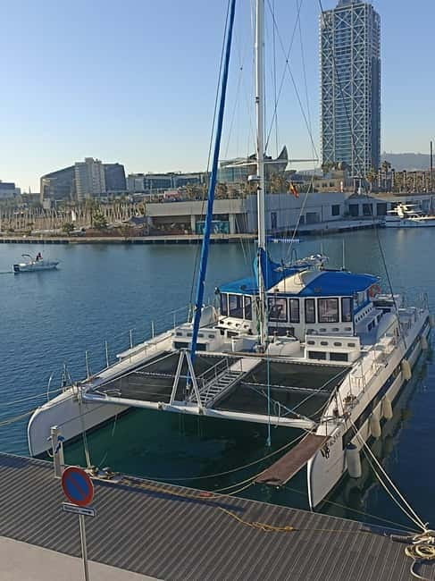 Barcelona: Daytime or Sunset Cruise with Drinks - Daytime cruise or sunset sailing, which makes more sense?