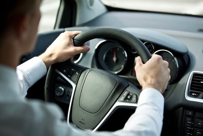Barcelona Departure Private Transfer From City To Cruise Port - In the Car: Comfort, Direct Driving, and What the Ride Can Actually Help With