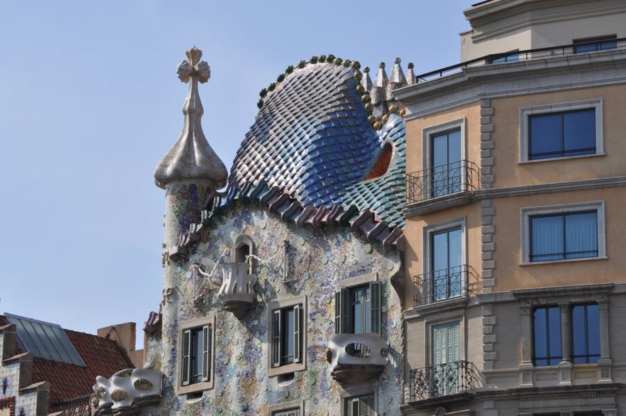 Barcelona: Discover Gaudi Architectural Guided Tour - Key Tour Takeaways