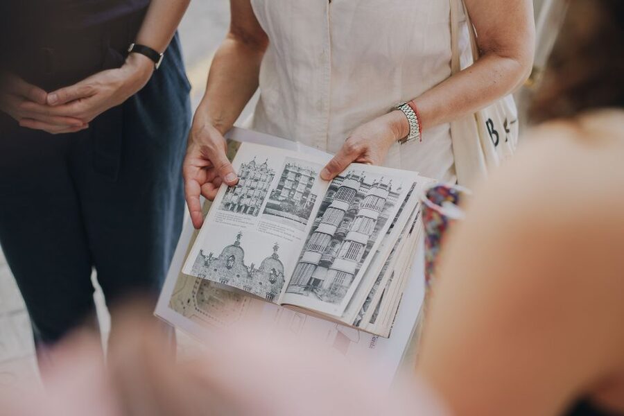 Barcelona: Discover Gaudi Architectural Guided Tour - The Career Arc: From Social Concern to Divine Absorption