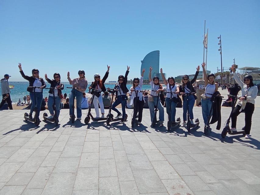 Barcelona: e-scooter and Bike tour - Meeting at Plaça de la Mercè: gear up, then roll out