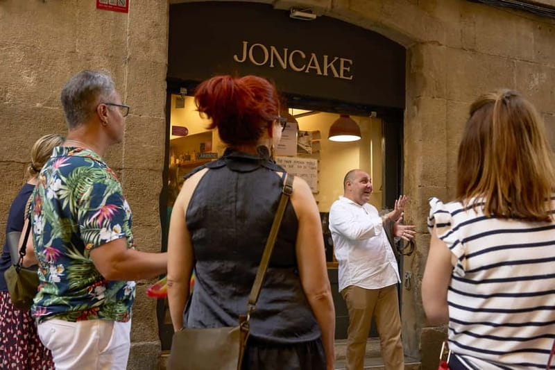 Barcelona: El Born Gourmet Food & Wine Small Group Tour - Food tasting stop: classic Catalonia, served in a smart order