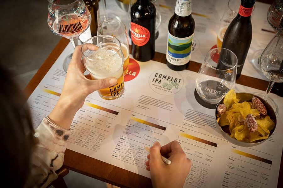 Barcelona: Estrella Damm Old Brewery Tour with Tasting - The Flight Plus Snacks: When Beer Meets the Right Crunch