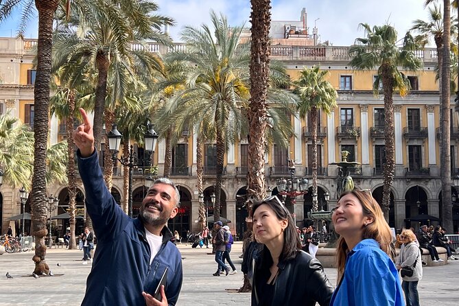 Barcelona Evening Tour, Flamenco Show & Tapas - Los Tarantos flamenco: priority entry and a compact show length