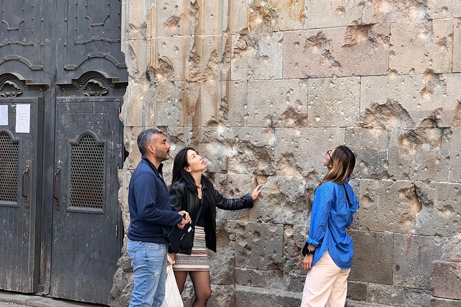 Barcelona Evening Tour, Flamenco Show & Tapas - What to expect in the guide experience (and why the best guides matter)