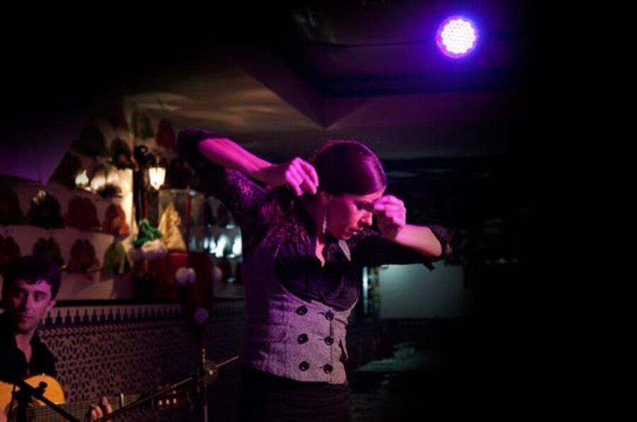 Barcelona: Flamenco at El Patio Andaluz with Optional Dinner - Timing and Seating Tips for the Best Impact
