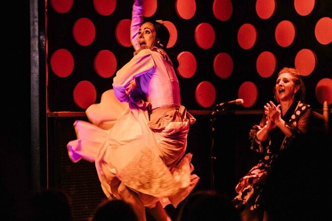 Barcelona Flamenco & Tapas Semi Private or Private Experience - Flamenco and Tapas: Why This 6:30pm Plan Works