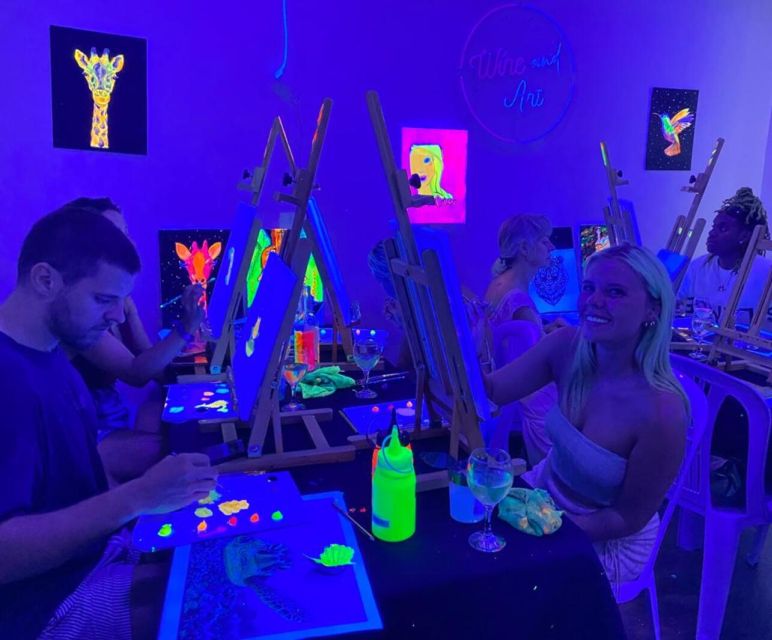 Barcelona: Fluorescent Paint and Wine Workshop - Who This Workshop Suits Best (And Who Might Skip)