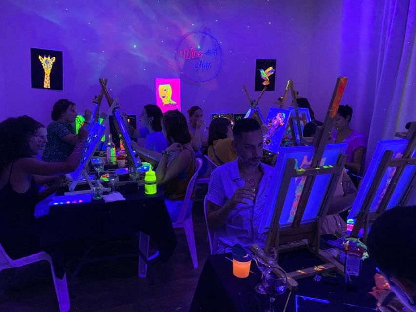 Barcelona: Fluorescent Paint and Wine Workshop - The 2-Hour Flow: From Blank Canvas to Fluorescent Finish
