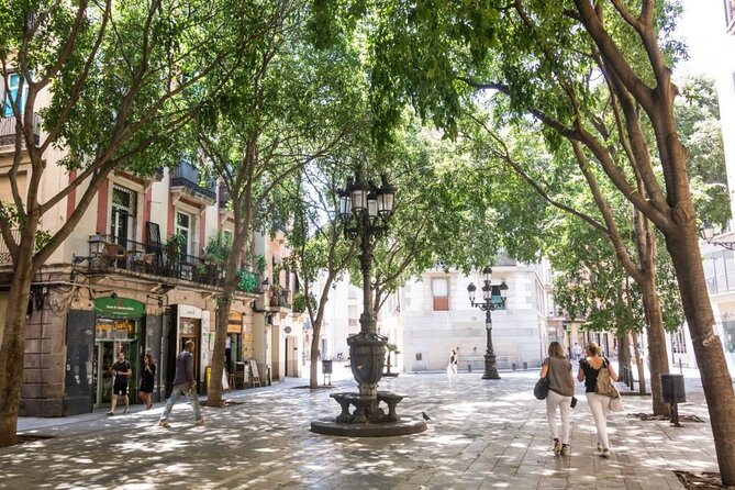 Barcelona Food Markets Private Tour with Tastings - Boqueria Market: tastings with a guide who knows what to point at