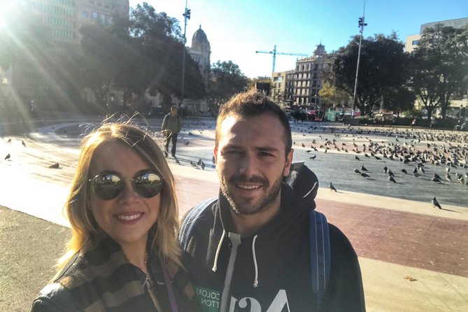 Barcelona Food Tour: Market & Gothic Quarter with Expert Guide - Morning vs evening start time, and why timing changes the tour