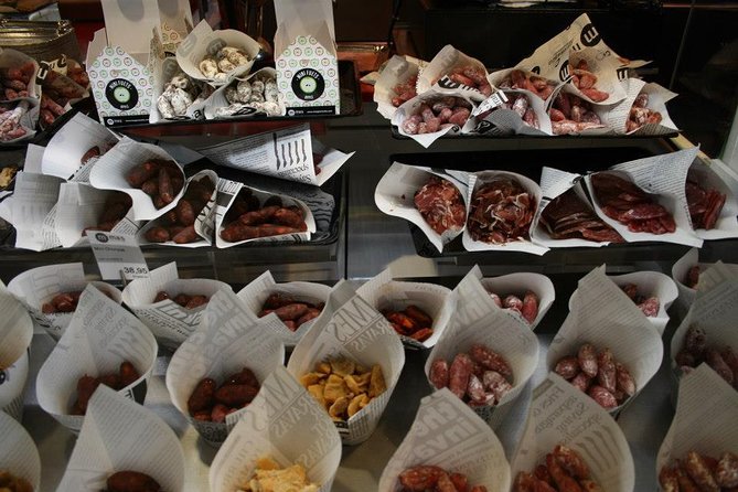 Barcelona Food Tour: Market & Gothic Quarter with Expert Guide - Mercat de la Boqueria: where tastings actually make sense