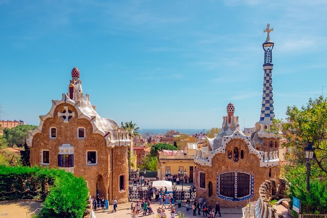 Barcelona Food Tour: Tapas, Drinks and Delights with a Local - Why the Gothic Quarter is the perfect tapas backdrop
