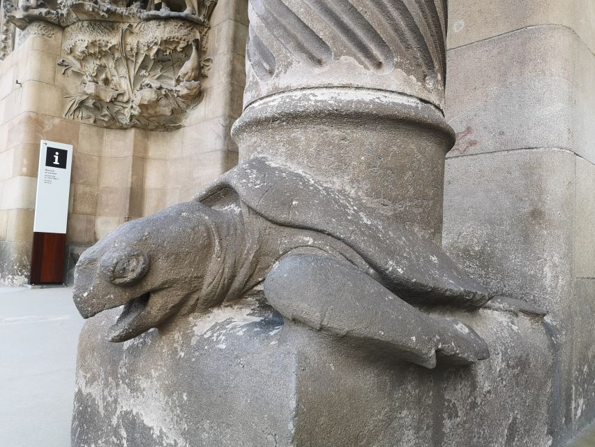 Barcelona: Foodie Walking Tour with Sagrada Familia Tickets - Key Highlights I’d Target