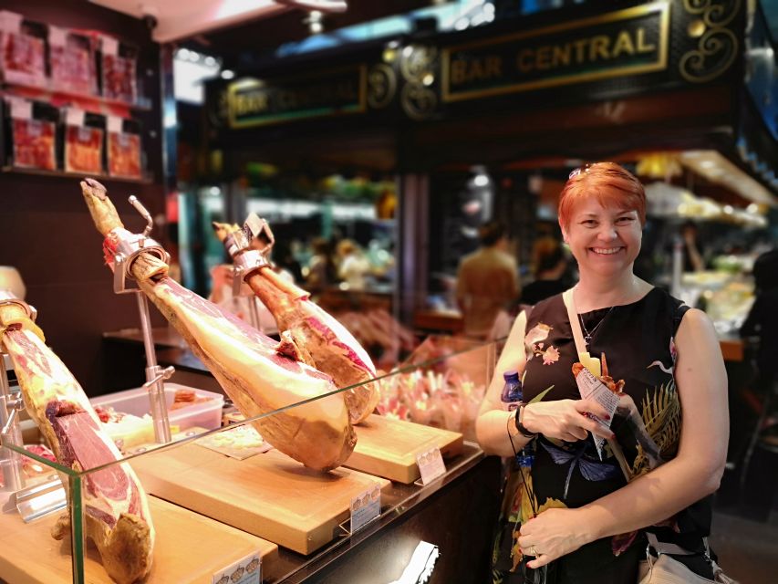Barcelona: Foodie Walking Tour with Sagrada Familia Tickets - Inside Sagrada Familia: What the Audioguide Adds (and What It Doesn’t)