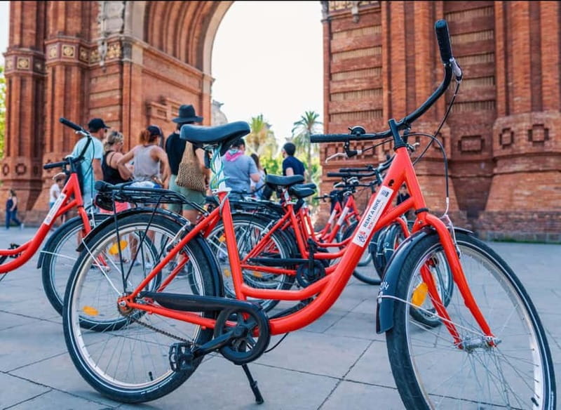 Barcelona: Full-Day Bike/E-Bike Rental with Helmet and Lock - What makes this Barcelona bike rental a smart use of time
