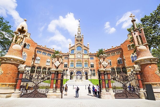 Barcelona Full Day: Sagrada Familia and the 3 Gaudí Houses - Price and logistics: is $203.07 actually fair?