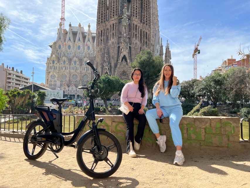 Barcelona: Gaudi Guided E-Bike Tour - What’s included, what to bring, and what the rules mean for your comfort