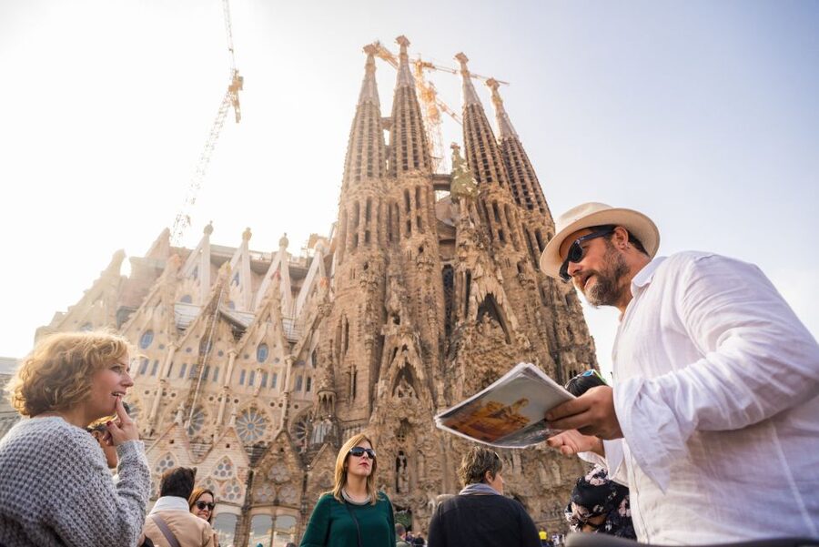 barcelona: Gaudi Highlights eBike tour - Starting point near Plaça de Sant Agustí Vell, then a first taste of Old Barcelona