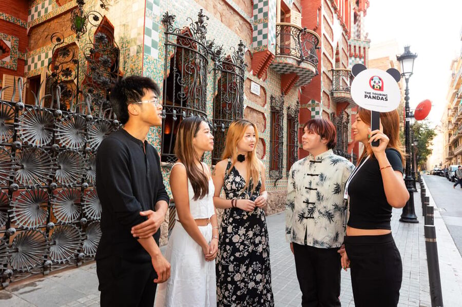 Barcelona: Gaudí Houses & Sagrada Familia Tour - Price and Value: When $199 Makes Sense