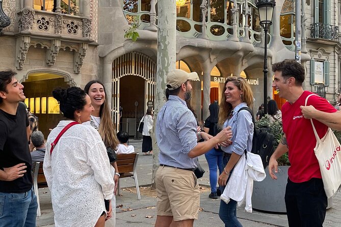 Barcelona: Gaudí, Tapa, Drink & Hidden Architectural Gems - La Mansana de la Discordia: the “block of disagreement” you’ll never forget