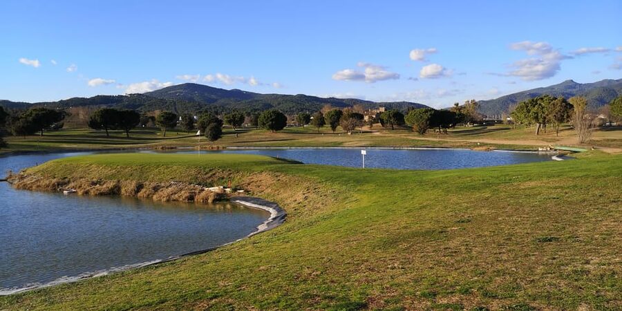Barcelona Golfing: All-Inclusive Experience Pick-Up Drop-Off - The Itinerary Note: Golf Plus a Catalonia Hiking Block