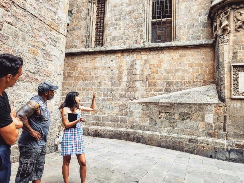Barcelona: Gothic Quarter and Flamenco Show (Small Group) - Who Should Book This Tour, and Who Might Skip It