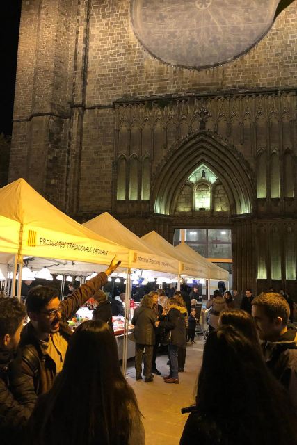 Barcelona: Gothic Quarter By Night Guided Walking Tour - Cathedral of Barcelona and King’s Square: the medieval center after dark