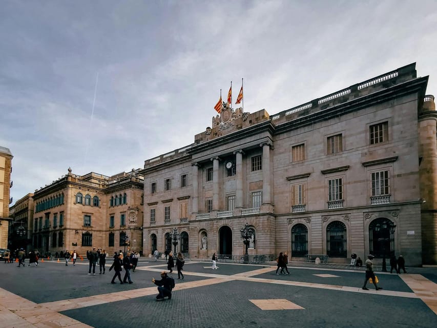 Barcelona: Gothic Quarter Gems Private Walking Tour - The Call, Barcelona’s historic Jewish Quarter streets
