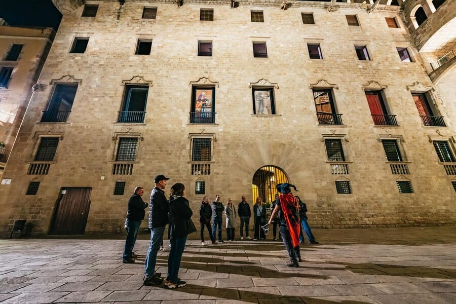 Barcelona: Gothic Quarter Ghosts and Legends Walking Tour - The dark history center stage: murder tales with a grounded tone