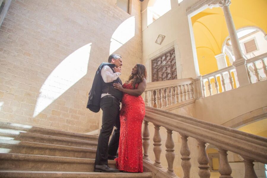 Barcelona: Gothic Quarter Private Photoshoot Experience - Price and value: $39 for a private group that can include up to 7
