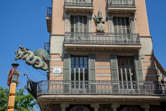 Barcelona Gothic Quarter's Deepest Secrets & Sangria - The Barri Gòtic secret-stories segment: more than a highlights loop