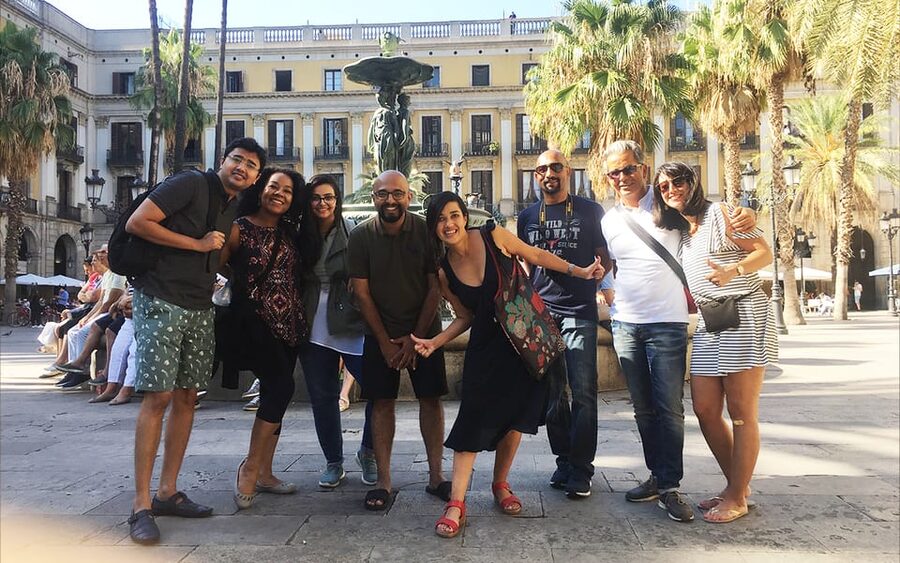 Barcelona: Gothic Quarter's Deepest Secrets Tour and Sangria - Quick practical advice before you book