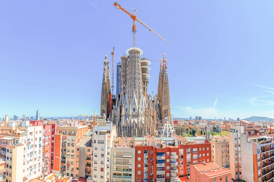 Barcelona: Gothic Quarter & Sagrada Familia Area Segway Tour - Small group size, guide languages, and what you get for $74