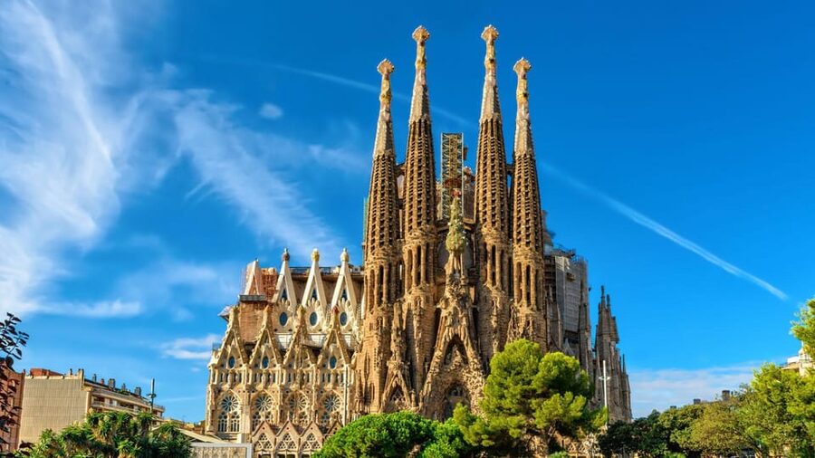 Barcelona: Gothic Quarter & Sagrada Familia Area Segway Tour - Practical fit, who should book (and who should skip)