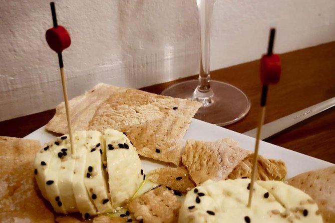 Barcelona Gothic Quarter VIP Tapas & Wine Tour - Stop-by-stop food plan: where the tastings actually happen