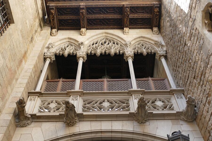 Barcelona: Gothic Quarter Walking Tour with Optional Pintxos - The Ramblas Link and Emperor Augustus Backstory