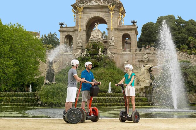 Barcelona Grand Segway Tour - Columbus and pop art sculpture: the city’s playful side