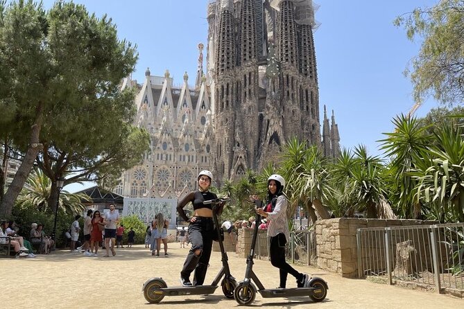 Barcelona Guided 2 hour E-Scooter Tour - Safety and scooter comfort: what you get, what you should bring