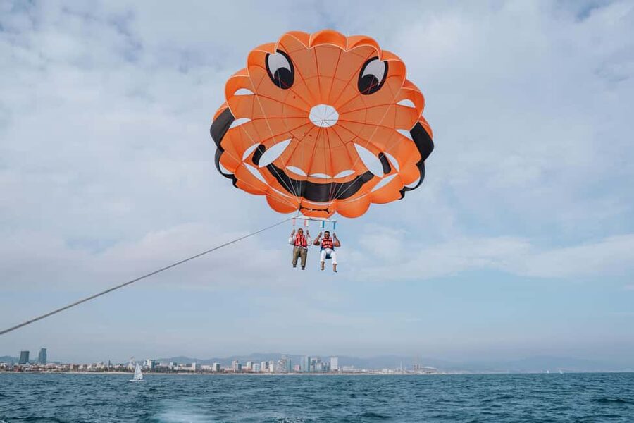 Barcelona: Guided Parasailing Experience - GoPro 360o Options and Water-Dip Moments