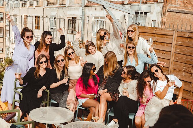 Barcelona: Guided Rooftop Wine Tasting – Enjoy 6 Spanish Wines - The guide experience: what makes hosts like Ula, Will, and Freya matter