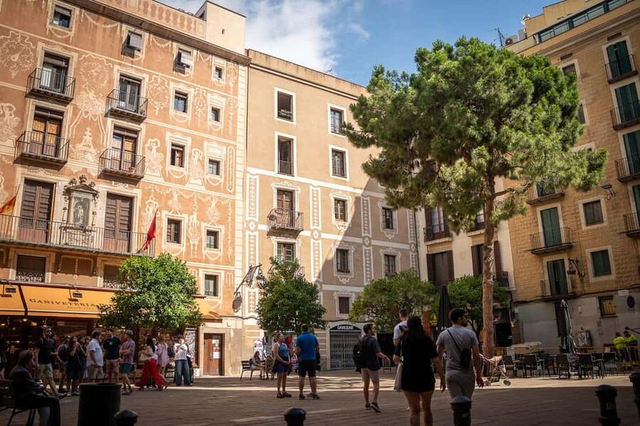 Barcelona guided tour in French - The Jewish Quarter thread: customs, Catalan identity, and short surprise moments