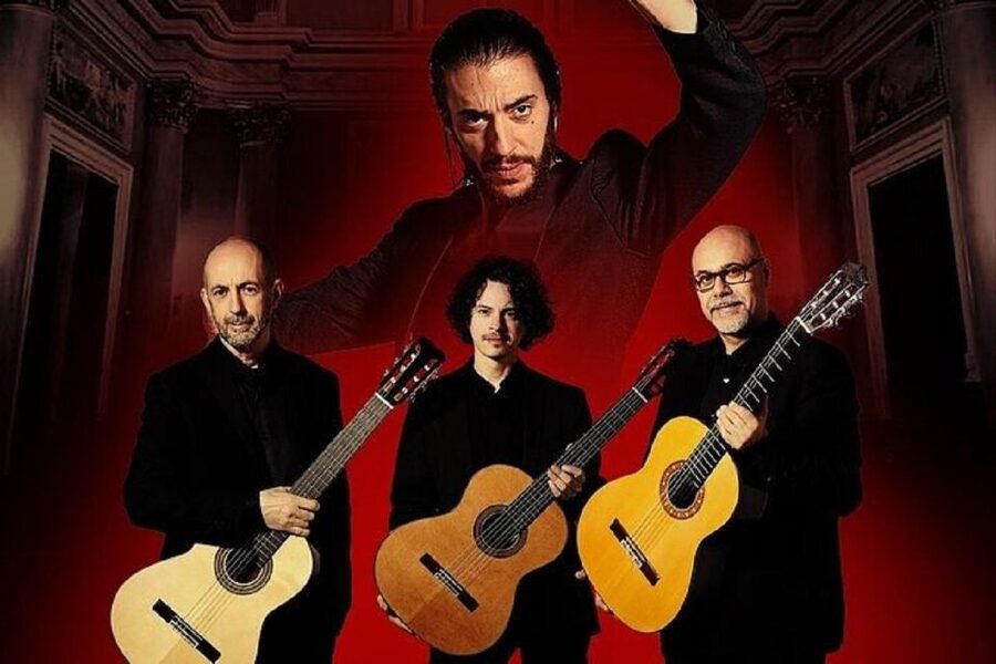 Barcelona: Guitar Trio & Flamenco Dance @Pignatelli Castle - What the room experience feels like, especially with unnumbered seats