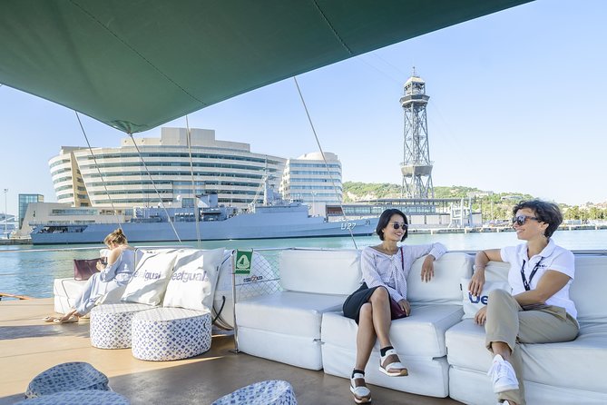 Barcelona Helicopter, Sailboat & Old Town Private Walking Tour - City Hall area and Las Ramblas: how the guide connects the dots