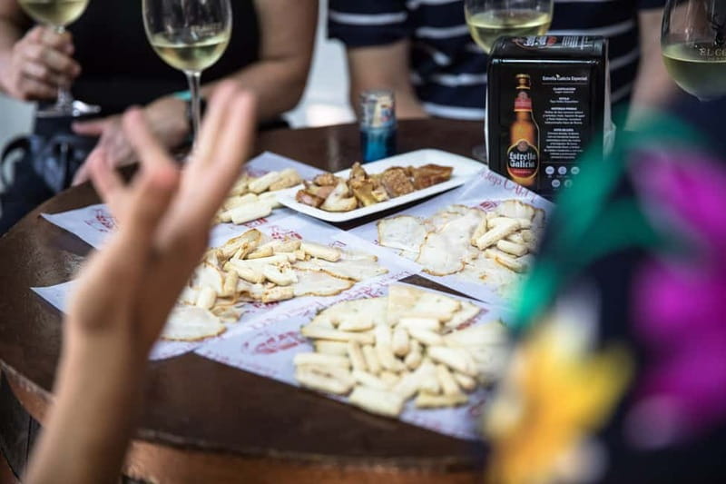 Barcelona: Hidden Bars and Authentic Tapas Journey - What 2.5 Hours Feels Like When You Hit Three Bars